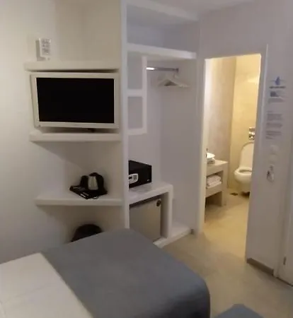 Christina Πανσιόν Mykonos Town