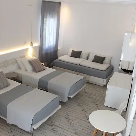 Christina Πανσιόν Mykonos Town